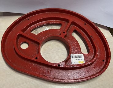 Боковая направляющая подборщика 585150M1, 152747 (беговая дорожка) Massey Ferguson