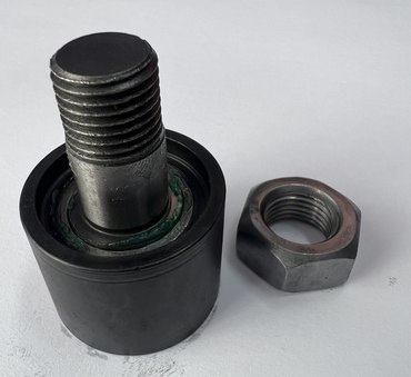Втулка с пальцем косы жатки 417292M91, 412383M1 Massey Ferguson