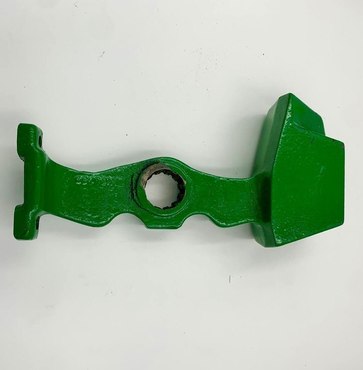 Балансир косы жатки H136758 John Deere