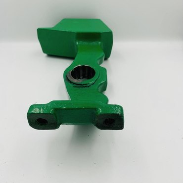Балансир косы жатки H136758 John Deere