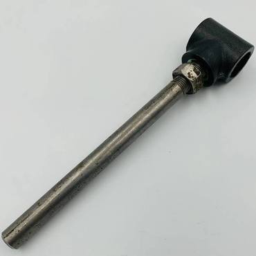 Палец шнека жатки AZ15493 John Deere - в сборе