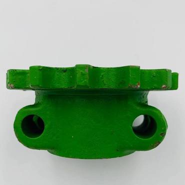 Звездочка привода косы жатки Z10661 John Deere - z14, d-35