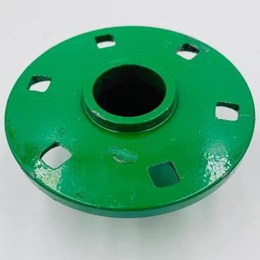 Фланец подшипника молотильного барабана Z10682 John Deere - 58х124х57