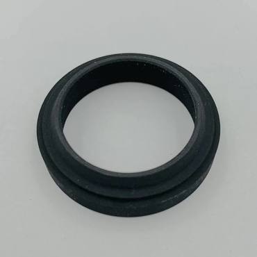 Грязесъемник 1441847X1 пыльник Massey Ferguson - 28х34.7х8.5