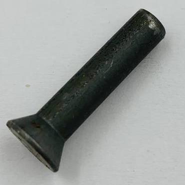 Заклепка полупотайная 5,4х24 (500г) 244027 зерноуборочного комбайна Claas
