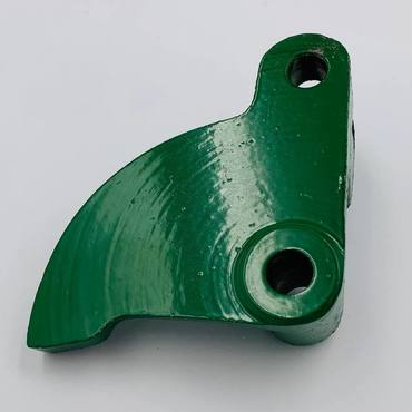 Собачка механизма привода иглодержателя E39058  John Deere