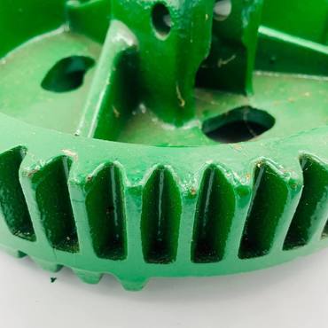 Шестерня привода AE12933 вала вязальных аппаратов John Deere - для проволоки