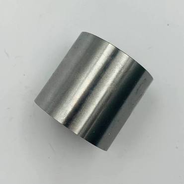 Втулка головки косы жатки 239242M1 Massey Ferguson - 12.5х32х30