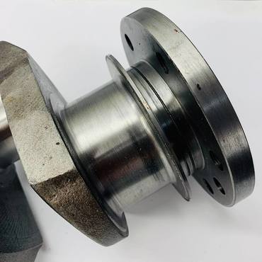 Коленвал двигателя U5BG0053 Perkins 4.236, A4.248 на сальниковую набивку