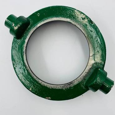 Корпус выжимного подшипника молотильного барабана Z10128 John Deere