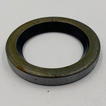 Сальник КПП AP19572 John Deere