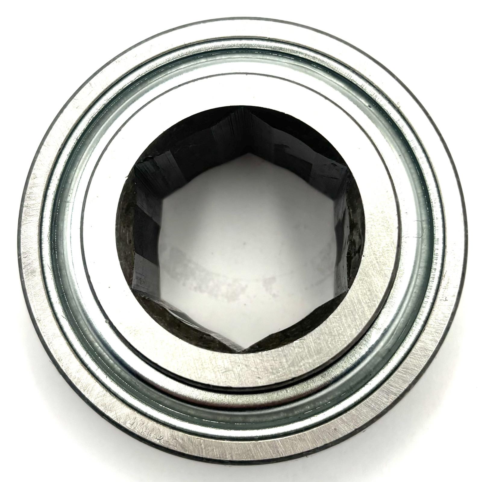 Підшипник 31.75x80x21мм шестигранний 1577800M1, AE46606 - JHB