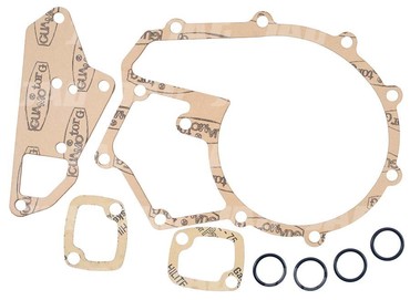Ремкомплект водяного насоса двигателя 26/131-24 - RE11348 John Deere, [Bepco]